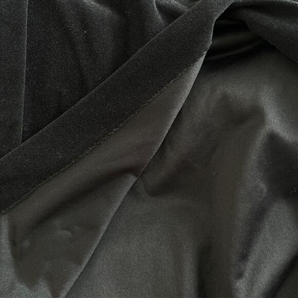 VTG 80s Vanity Fair Velour Maxi Dressing Gown Black Robe Housecoat Lace Trim M - Picture 8 of 10